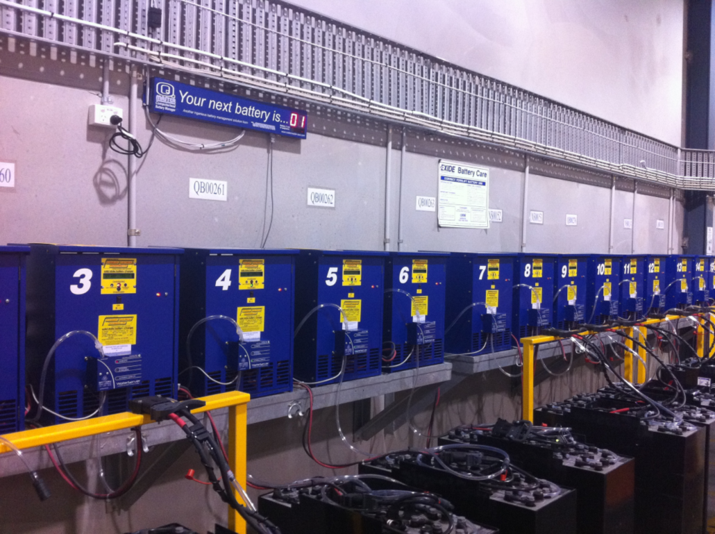 Q-MASTER - BATTERY QUEUING SYSTEM for Foklifts